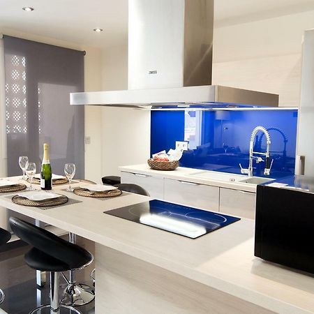 Edificio Plaza Apartment Marbella Exterior photo
